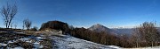 57 In arrivo alla Forcella Alta con vista in Resegone